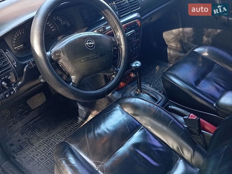 Седан Opel Vectra 2001 в Коломые