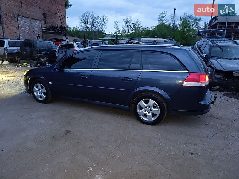 Универсал Opel Vectra 2006 в Полтаве