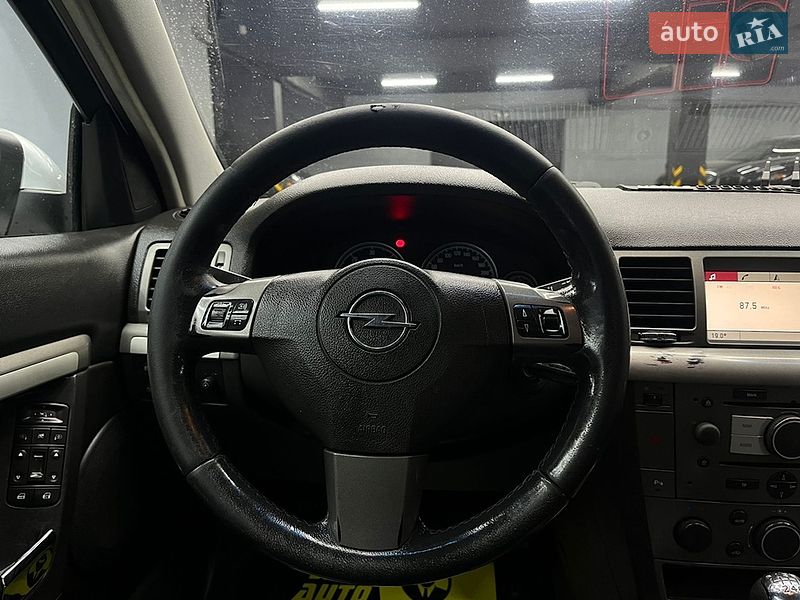 Универсал Opel Vectra 2008 в Черновцах
