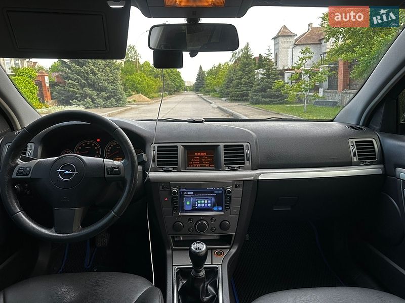 Універсал Opel Vectra 2007 в Южноукраїнську