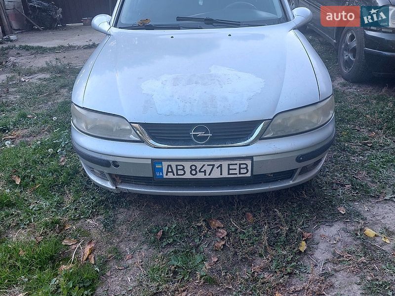 Ліфтбек Opel Vectra 2000 в Немирові