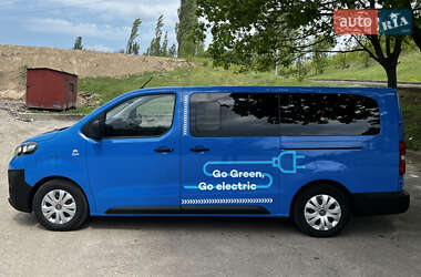 Минивэн Opel Vivaro-e 2023 в Ровно