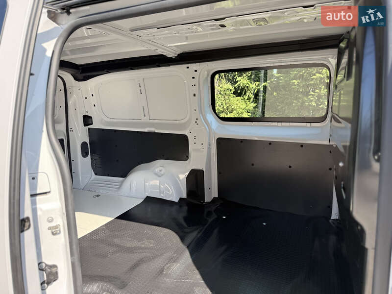 Вантажний фургон Opel Vivaro-e 2023 в Тернополі