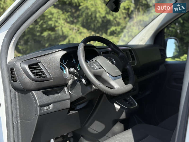 Вантажний фургон Opel Vivaro-e 2023 в Тернополі