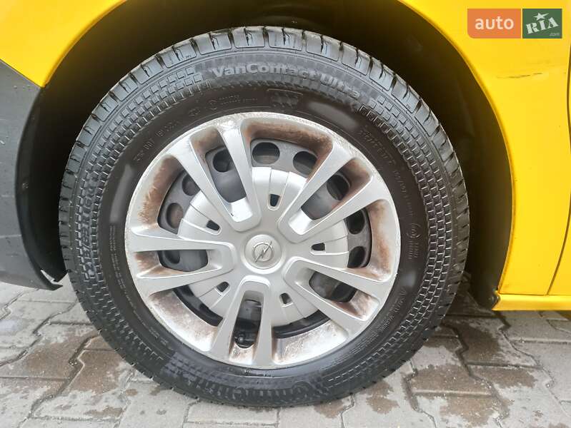 Грузовой фургон Opel Vivaro-e 2021 в Дубно