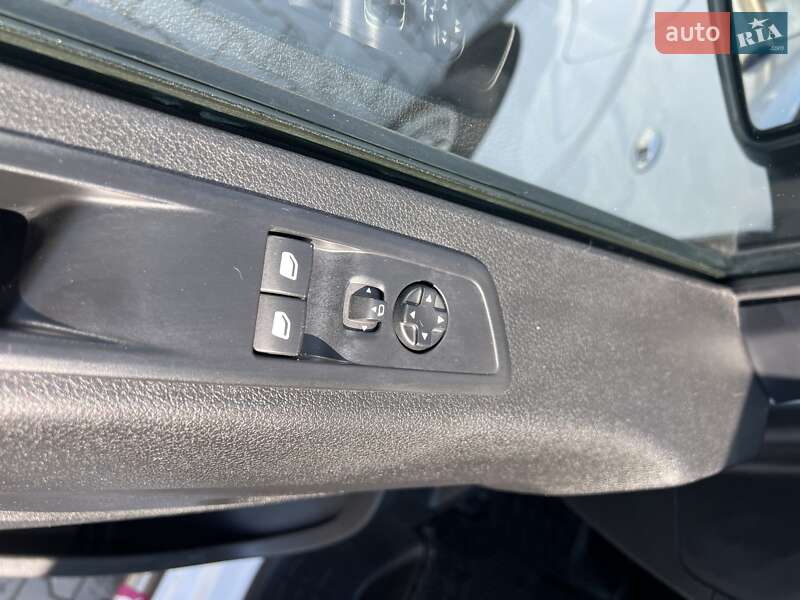 Грузовой фургон Opel Vivaro-e 2023 в Ровно