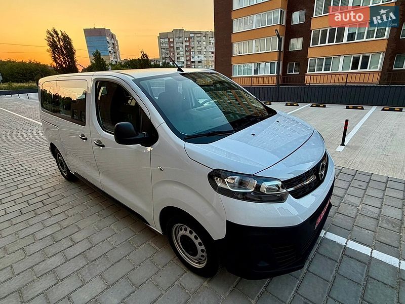 Минивэн Opel Vivaro-e 2023 в Ровно