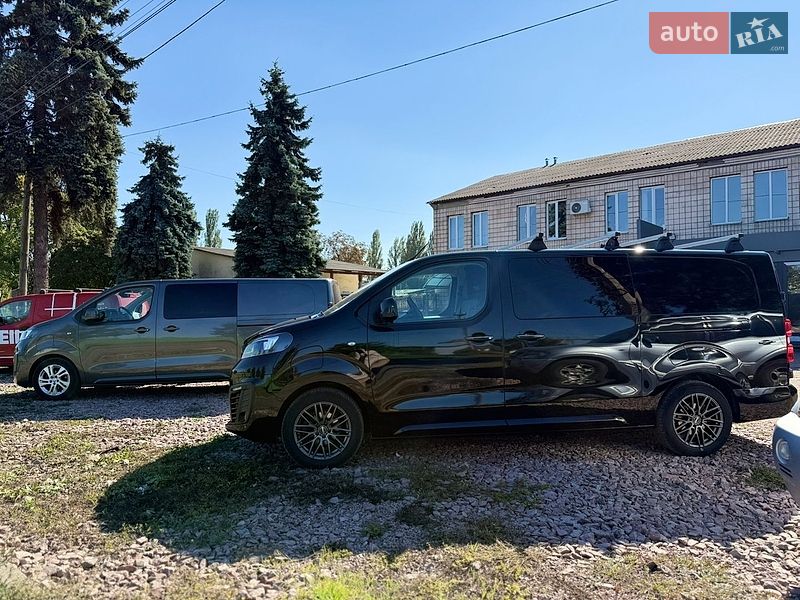 Вантажний фургон Opel Vivaro-e 2021 в Житомирі