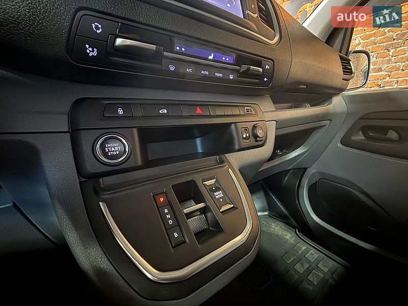 Вантажний фургон Opel Vivaro-e 2021 в Житомирі