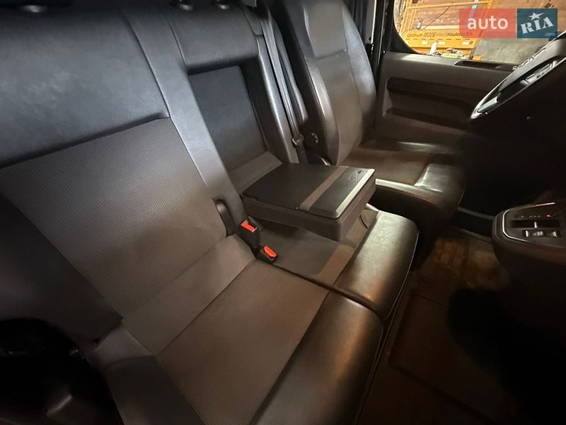Вантажний фургон Opel Vivaro-e 2021 в Житомирі