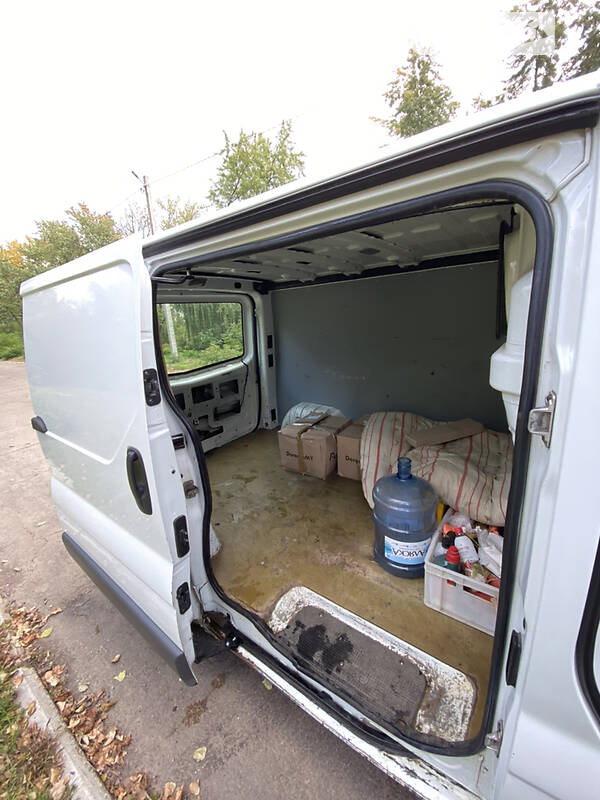 Opel Vivaro груз.