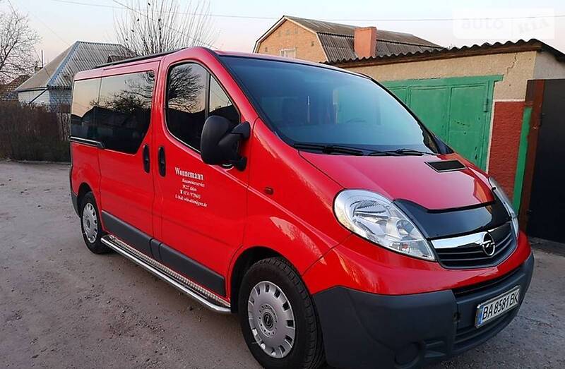 Opel Vivaro пасс.
