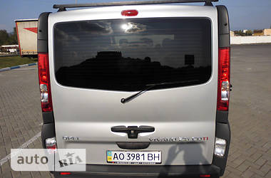 Минивэн Opel Vivaro 2011 в Мукачево