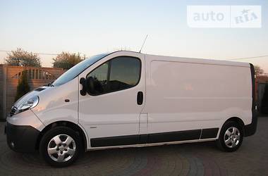 Грузопассажирский фургон Opel Vivaro 2013 в Луцке