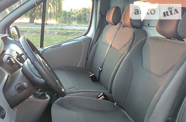 Грузопассажирский фургон Opel Vivaro 2008 в Киеве