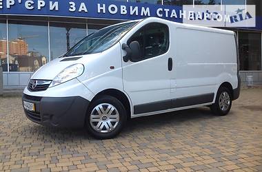 Грузопассажирский фургон Opel Vivaro 2013 в Одессе