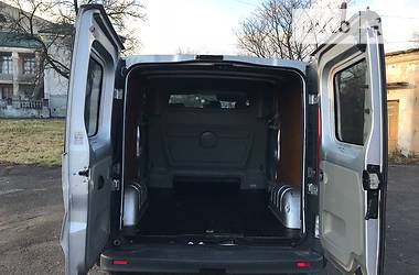 Минивэн Opel Vivaro 2011 в 
