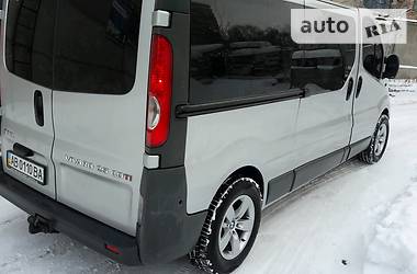 Вантажопасажирський фургон Opel Vivaro 2008 в Вінниці