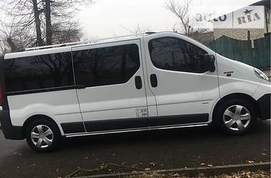 Грузопассажирский фургон Opel Vivaro 2011 в Млинове