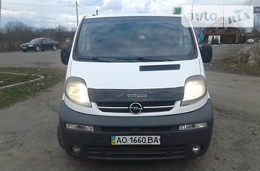 Минивэн Opel Vivaro 2004 в Виноградове