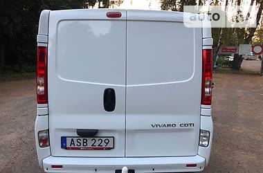 Вантажопасажирський фургон Opel Vivaro 2014 в Радивиліві