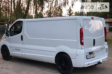 Вантажопасажирський фургон Opel Vivaro 2014 в Радивиліві