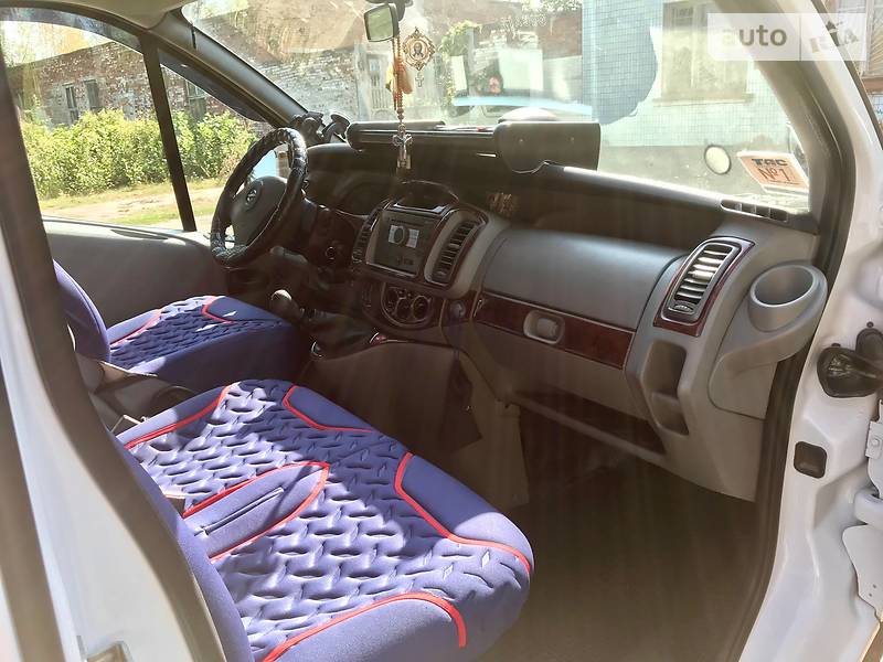 Мінівен Opel Vivaro 2007 в Бурині