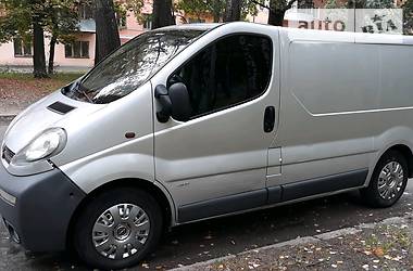 Вантажопасажирський фургон Opel Vivaro 2006 в Полтаві