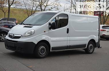 Грузопассажирский фургон Opel Vivaro 2012 в Киеве