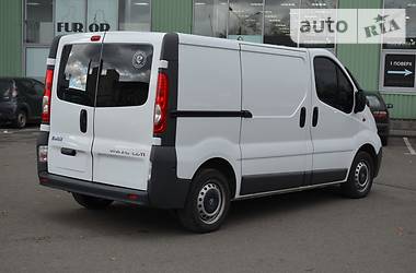 Грузопассажирский фургон Opel Vivaro 2012 в Киеве