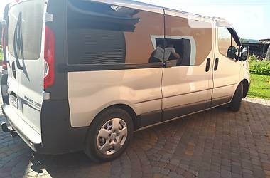 Минивэн Opel Vivaro 2011 в Косове