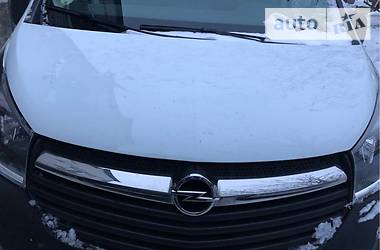 Грузопассажирский фургон Opel Vivaro 2015 в Харькове