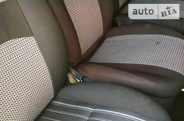 Вантажопасажирський фургон Opel Vivaro 2008 в 