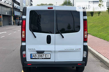 Минивэн Opel Vivaro 2014 в Киеве