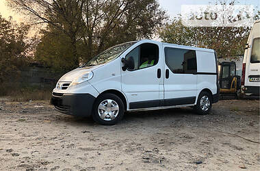 Грузопассажирский фургон Opel Vivaro 2008 в Киеве