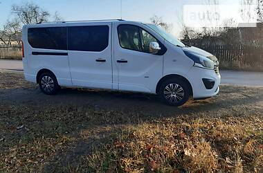 Мінівен Opel Vivaro 2015 в Коростені