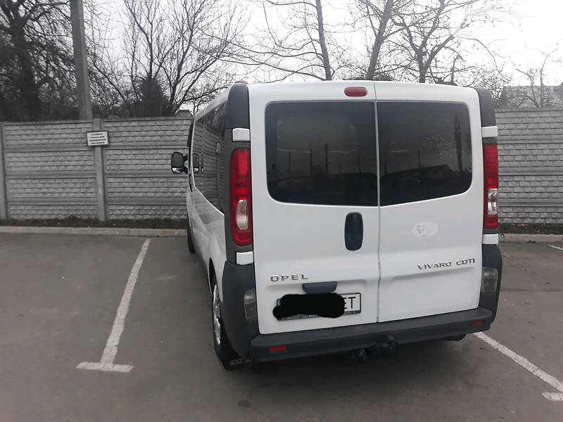 Вантажопасажирський фургон Opel Vivaro 2008 в Вінниці