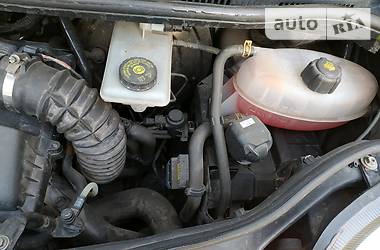 Вантажопасажирський фургон Opel Vivaro 2009 в 