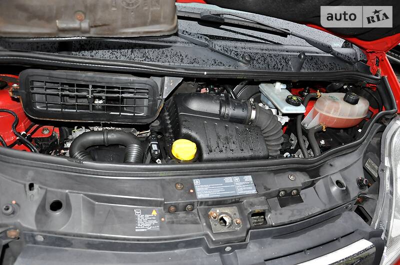 Мінівен Opel Vivaro 2008 в Львові