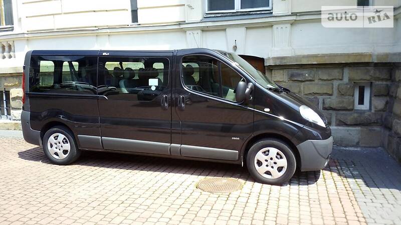 Мінівен Opel Vivaro 2013 в Буську