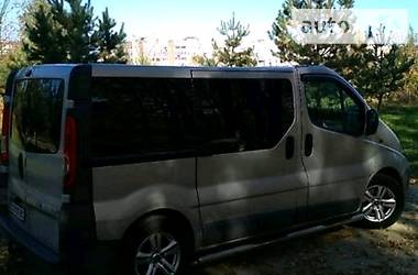 Вантажопасажирський фургон Opel Vivaro 2008 в 