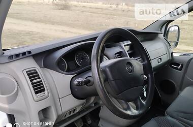 Мінівен Opel Vivaro 2011 в 