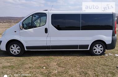 Мінівен Opel Vivaro 2011 в 