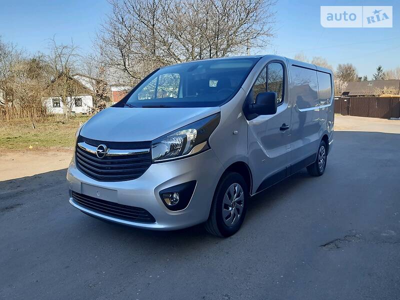 Вантажопасажирський фургон Opel Vivaro 2015 в Дубні фото Вантажопасажирський фургон Opel Vivaro 2015 в Дубні