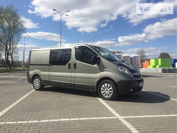 Грузопассажирский фургон Opel Vivaro 2009 в Коломые