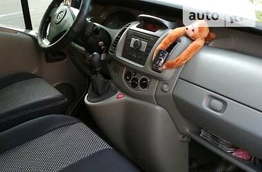 Вантажопасажирський фургон Opel Vivaro 2007 в 