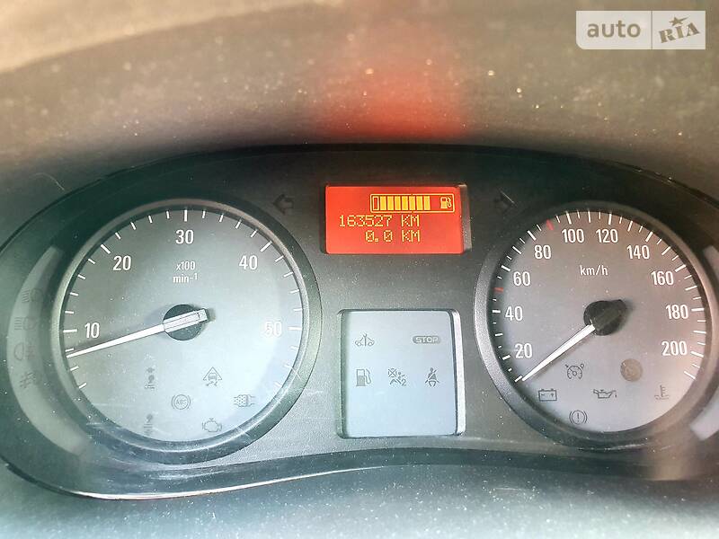 Мінівен Opel Vivaro 2014 в Рубіжному