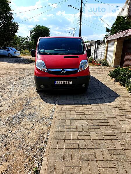 Мінівен Opel Vivaro 2014 в Рубіжному
