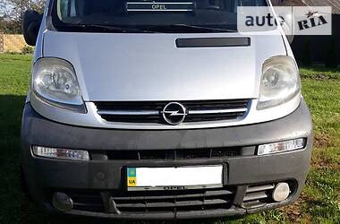 Мінівен Opel Vivaro 2002 в Нововолинську