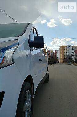 Универсал Opel Vivaro 2017 в Харькове